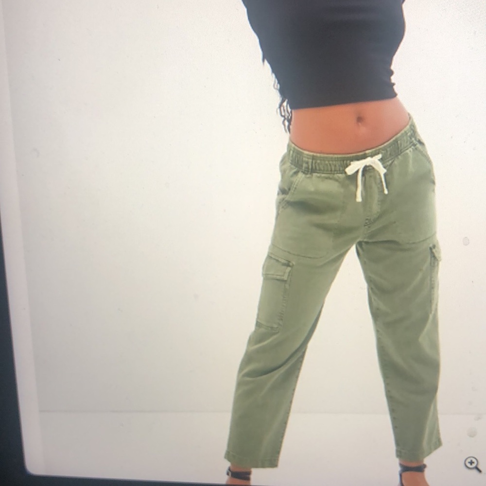 GAP drawstring cargo pants.